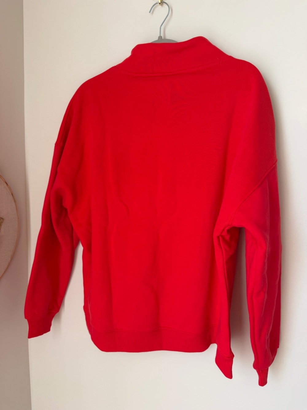 Viral WILO Sporty Red mock neck Sweatshirt & Shorts Set - Picture 8 of 8